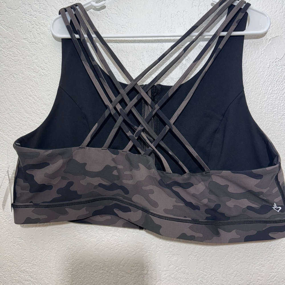 Torrid NWT Happy Camper Zip Front Strappy Sports Bra Size 4X - Picture 5 of 6